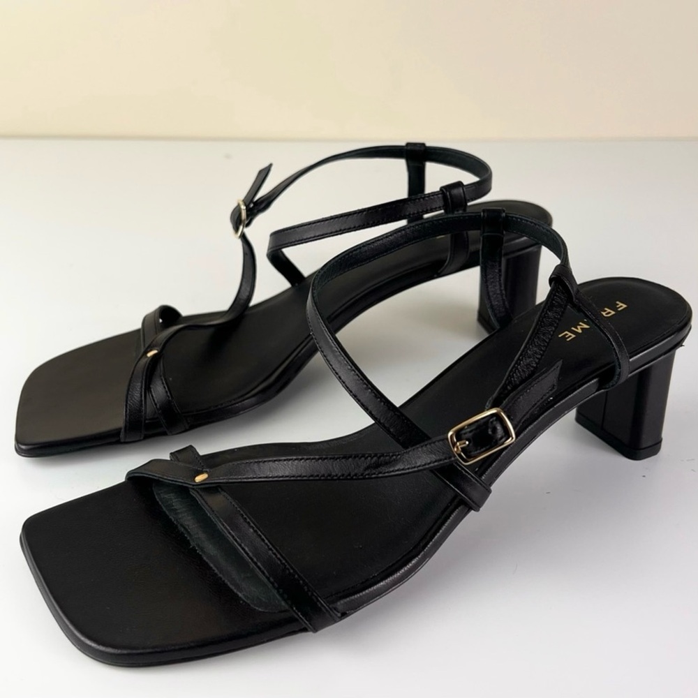 NEW FRAME BLACK LEATHER STRAPPY SANDALS - Picture 8 of 12